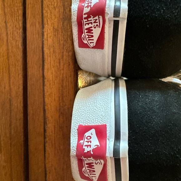 Vans girls off the wall black floral shoes - Picture 3 of 9